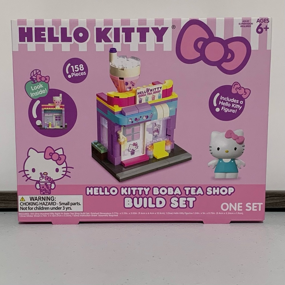 Hello Kitty Boba Tea Shop Building Set-New